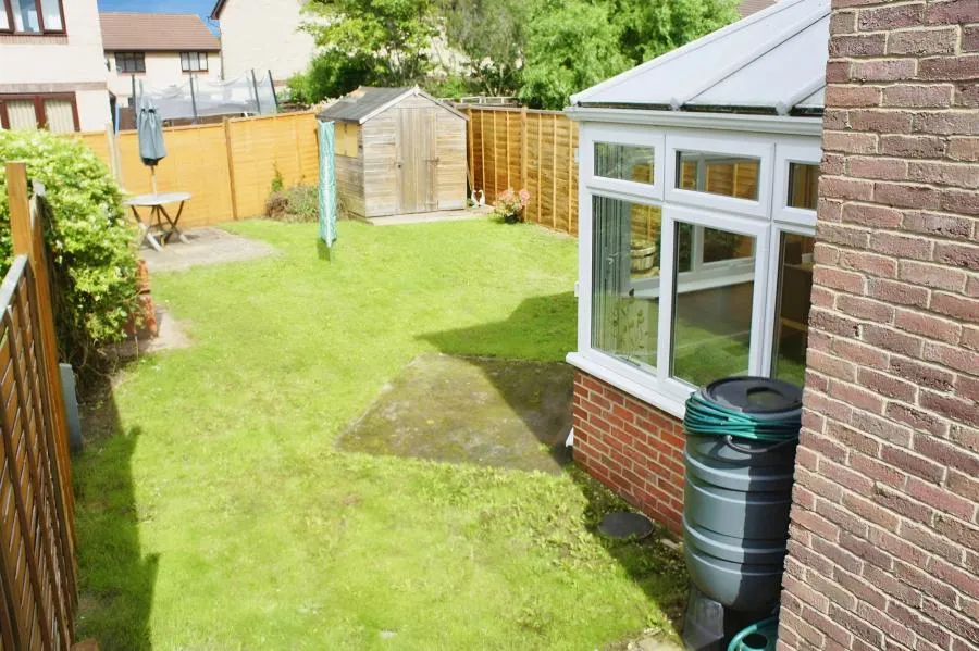 St. Vincent Way, Churchdown, GL3, photo 8