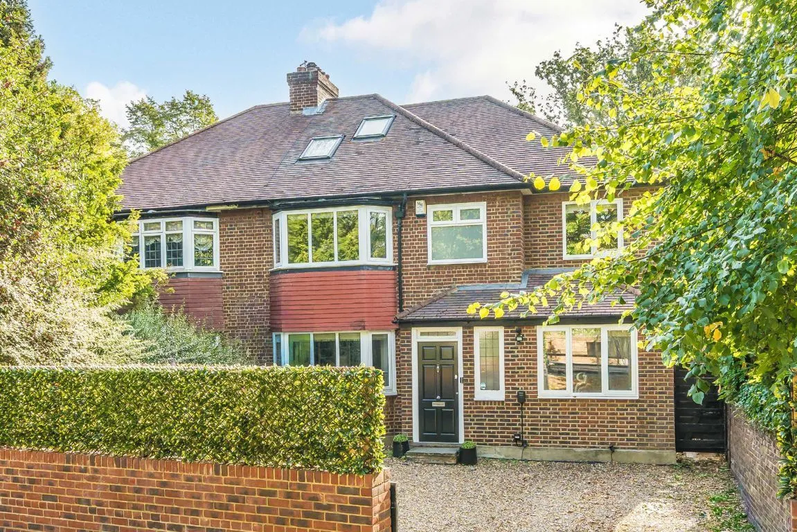 5 bed property for sale, Heathcote Road, TW1