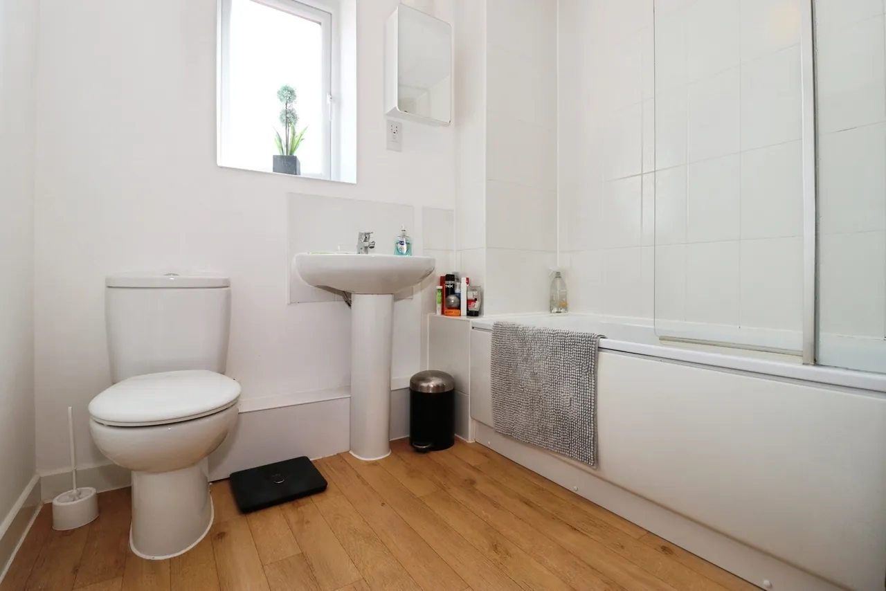 John Caller Crescent, Bristol, Gloucestershire, BS16, photo 9