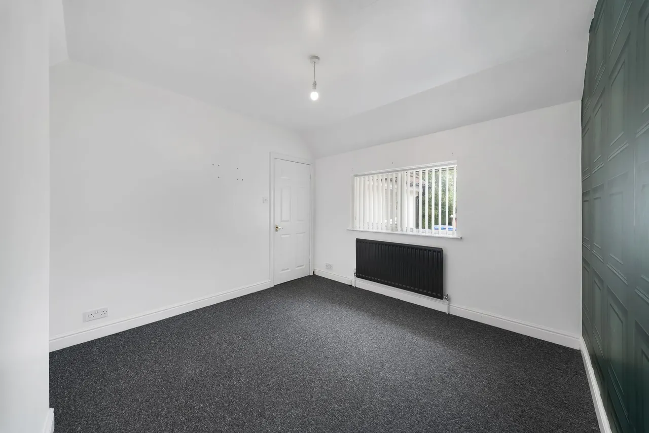 Liverpool Road, Widnes, WA8 7HX, photo 17