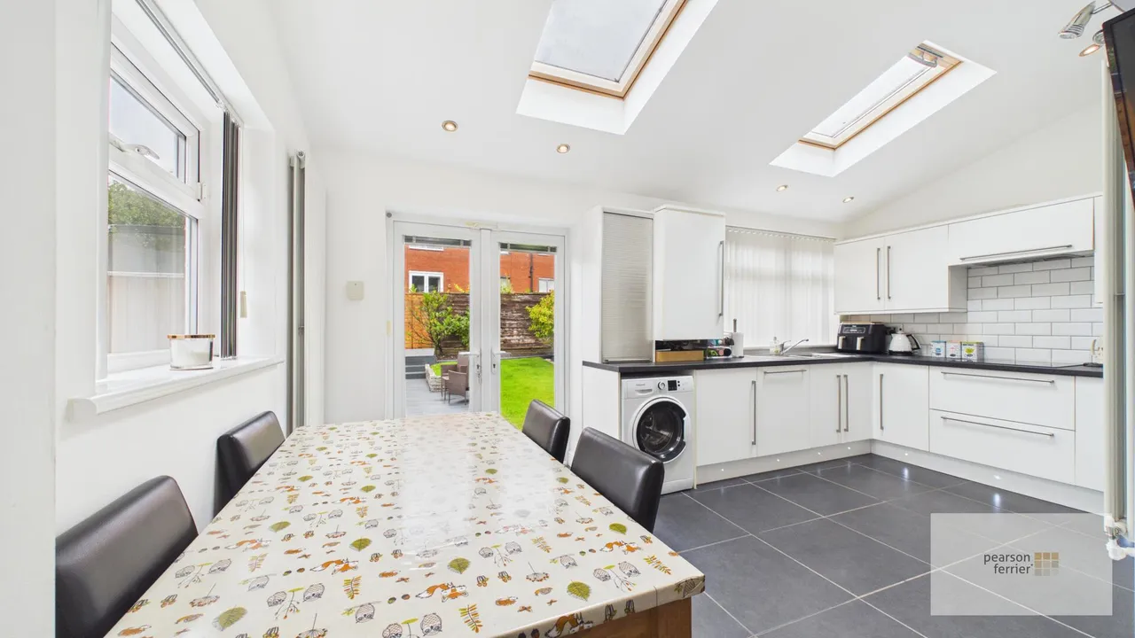 Lancaster Drive, Bury, BL9 6RJ, photo 6