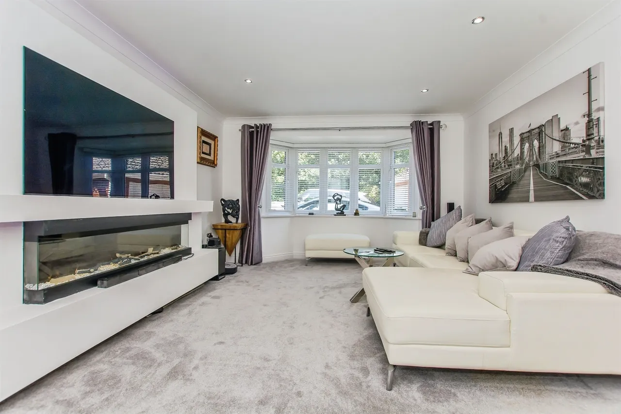 Ford Close, Yaxley, Peterborough, photo 2