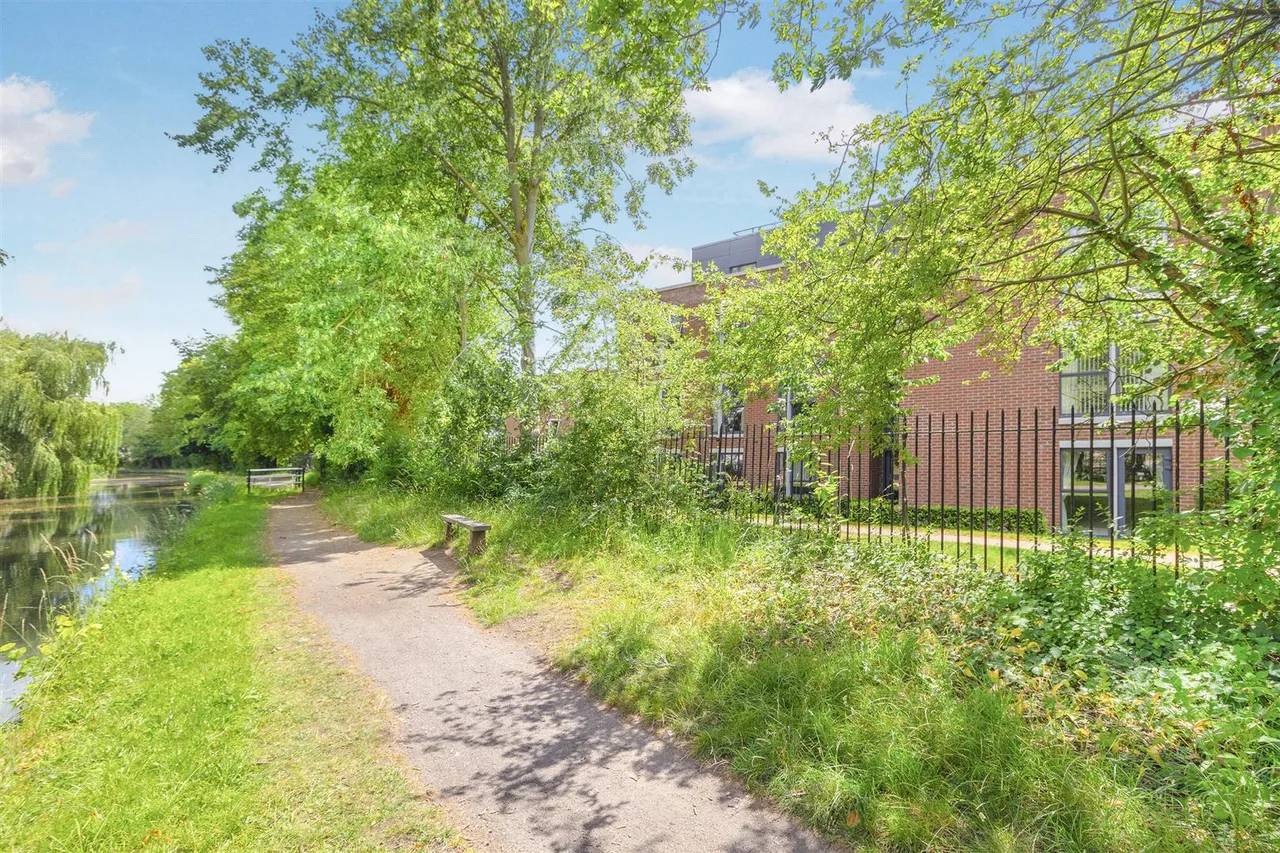 Little Glen Road, Glen Parva, LE2, photo 15