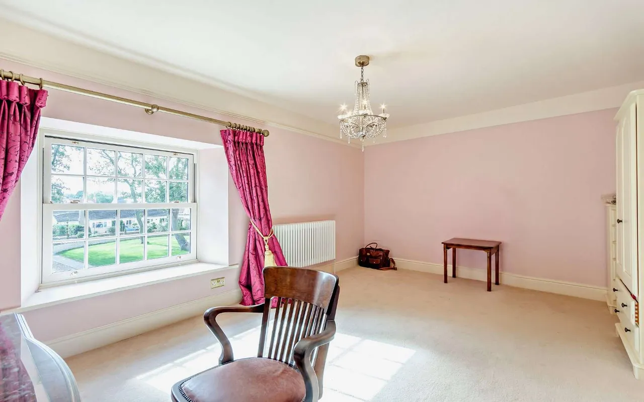 Lincoln Road, Dunston, LN4, photo 13