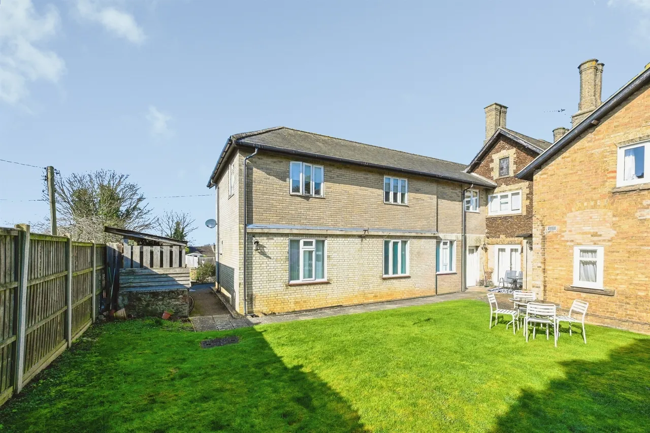 Church Road, Downham Market, photo 11