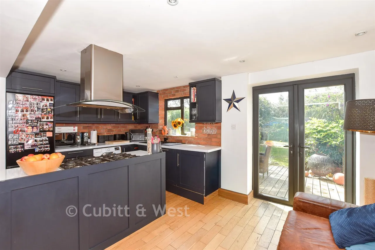 Frant Field, Edenbridge, TN8, photo 5