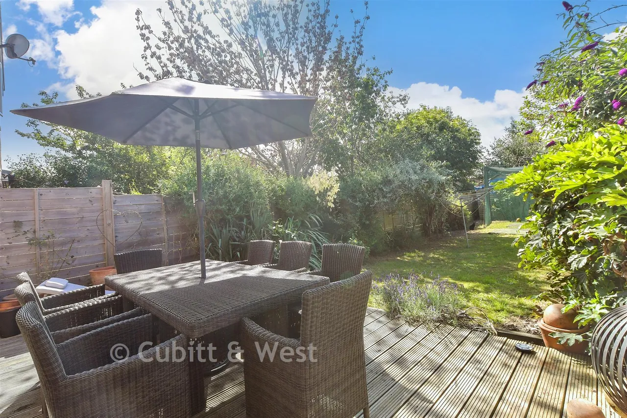 Frant Field, Edenbridge, TN8, photo 10