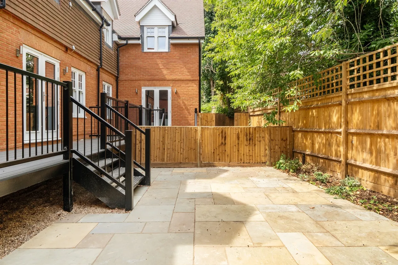 Hermitage Place, Bath Road, Taplow, Maidenhead, photo 12