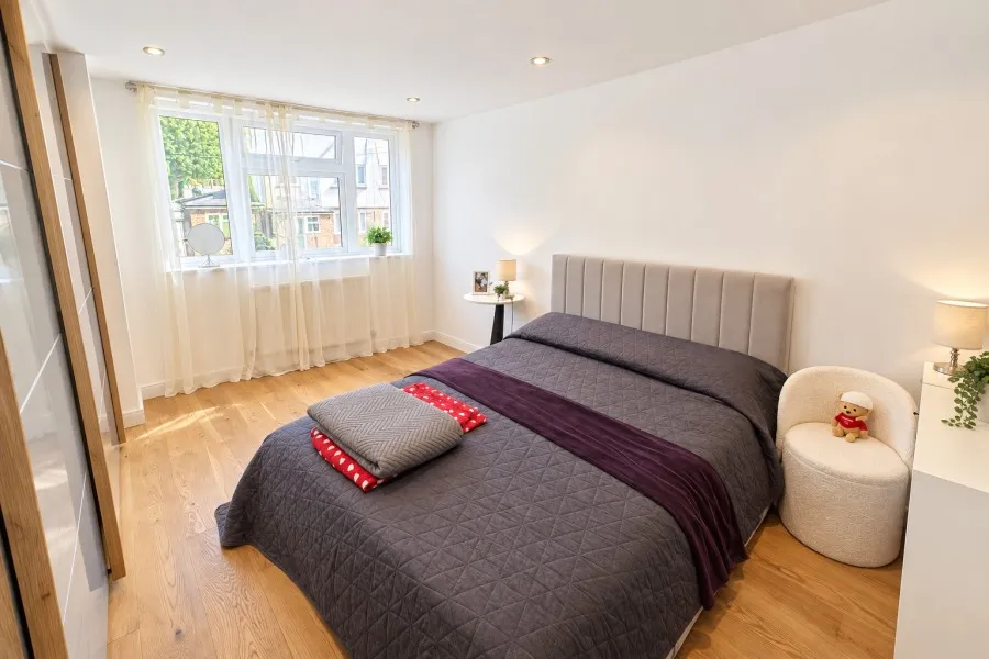 Campbell Road, Weybridge, KT13, photo 5