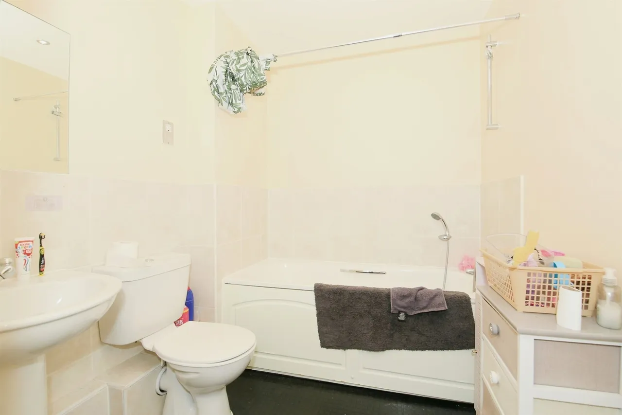 Hammonds Drive, Peterborough, photo 12