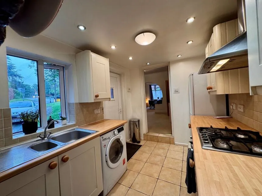 Manchester Road, Wilmslow, SK9, photo 7