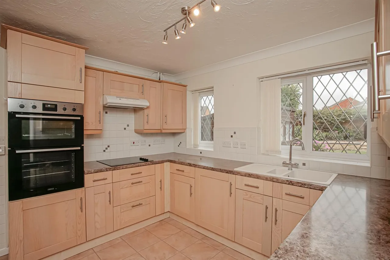 Ravencroft, Bicester, photo 2