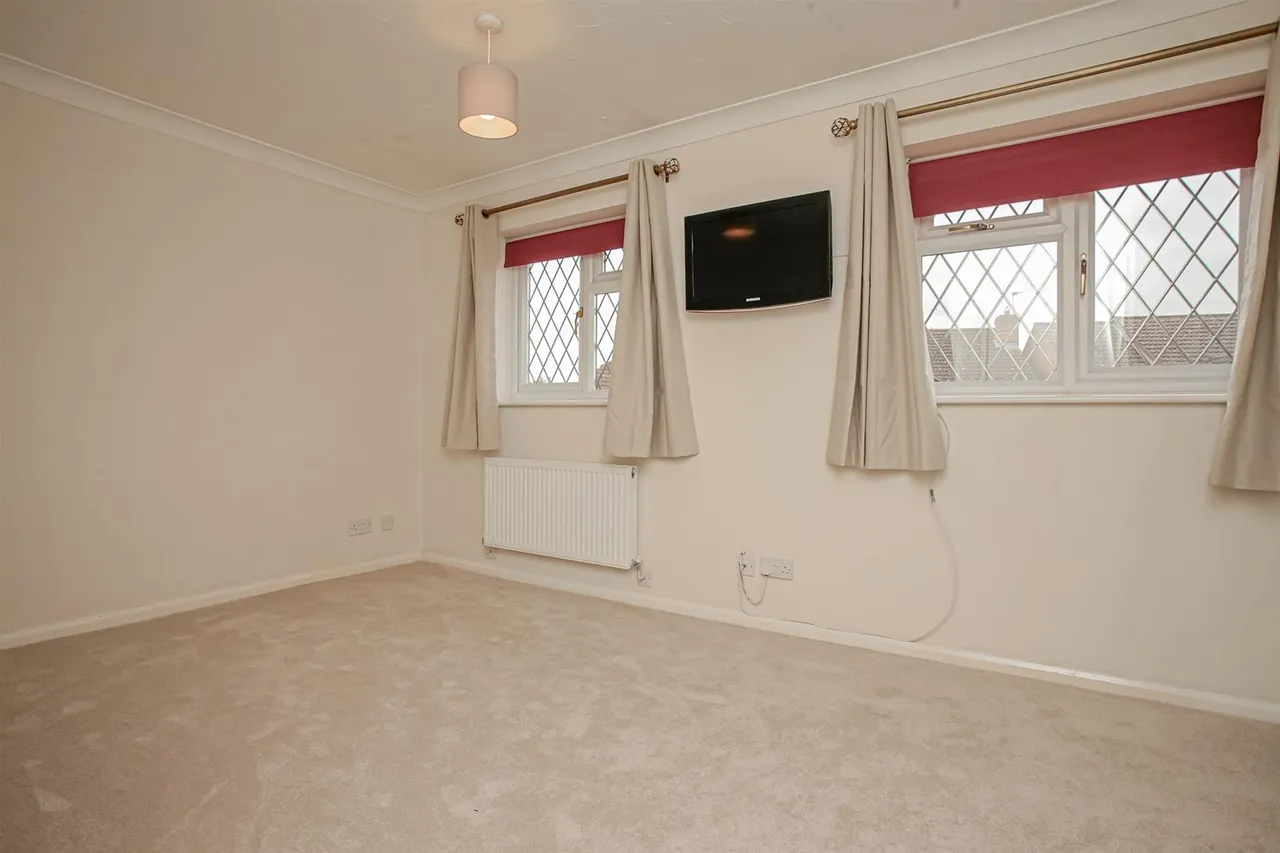 Ravencroft, Bicester, photo 9