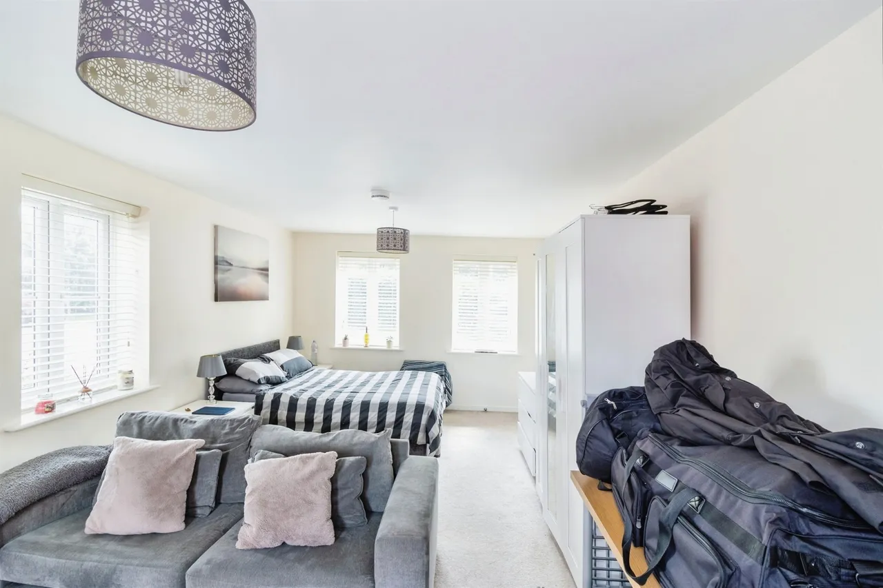 Bromham Road, Bedford, MK40, photo 2