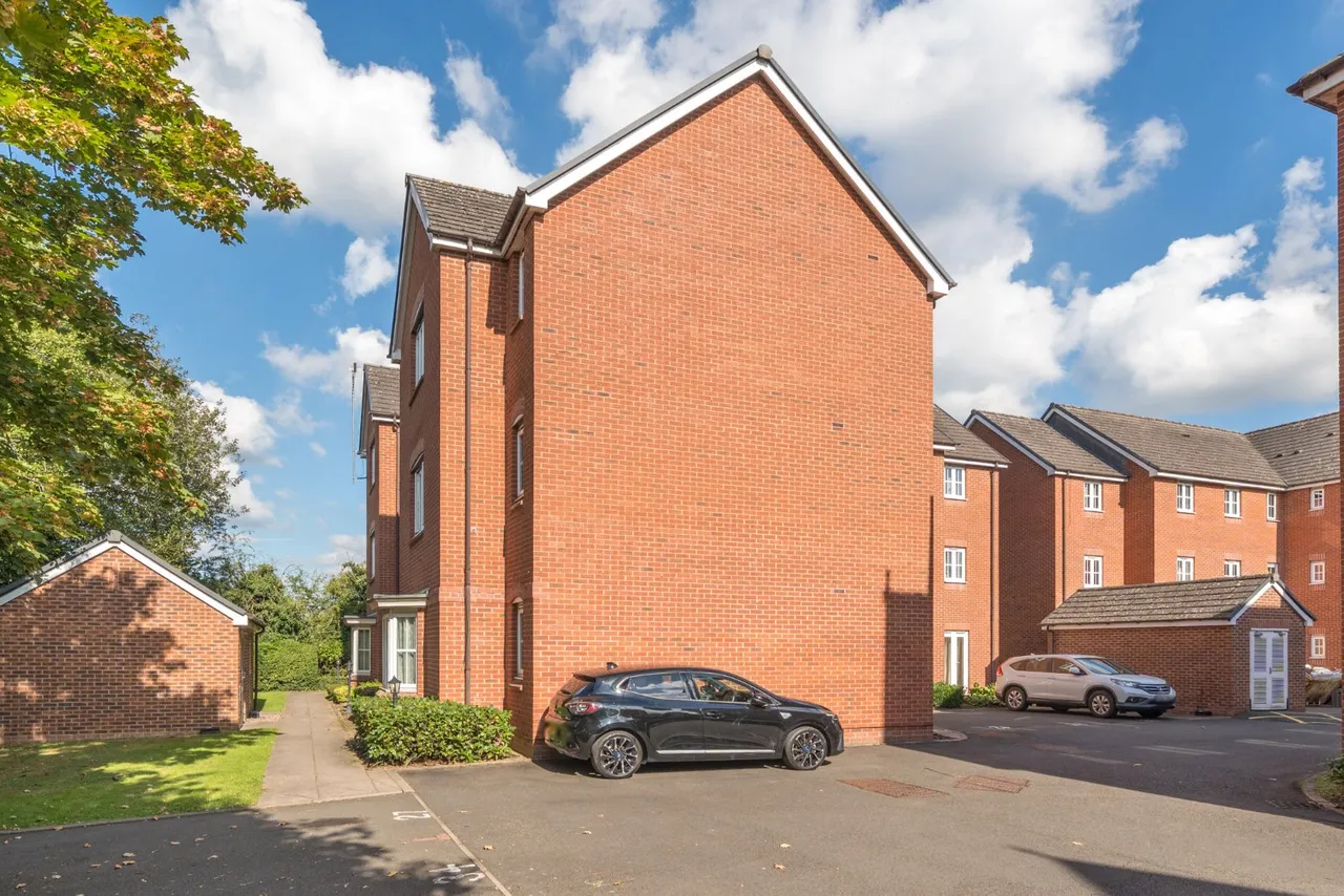 Hendeley Court, Burton-on-Trent, DE14, photo 10