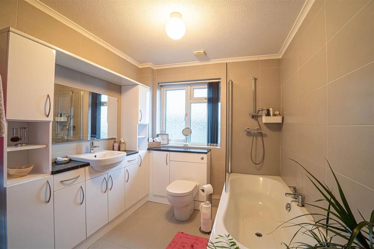 Fairlight Road, Hastings, photo 11