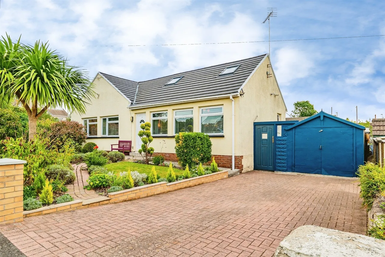 2 bed house for sale, Milton Drive, Bridgend, CF31