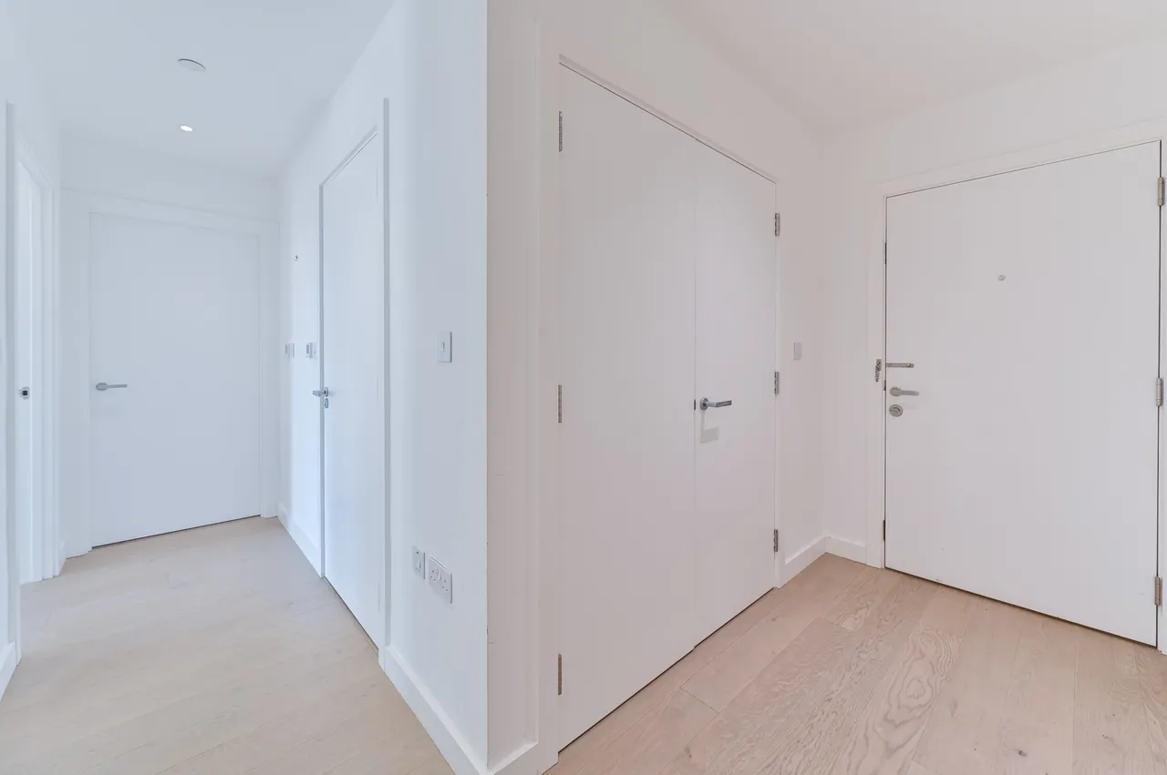 15 Cavendish Apartments, 16a Camberwell Road, London, photo 6