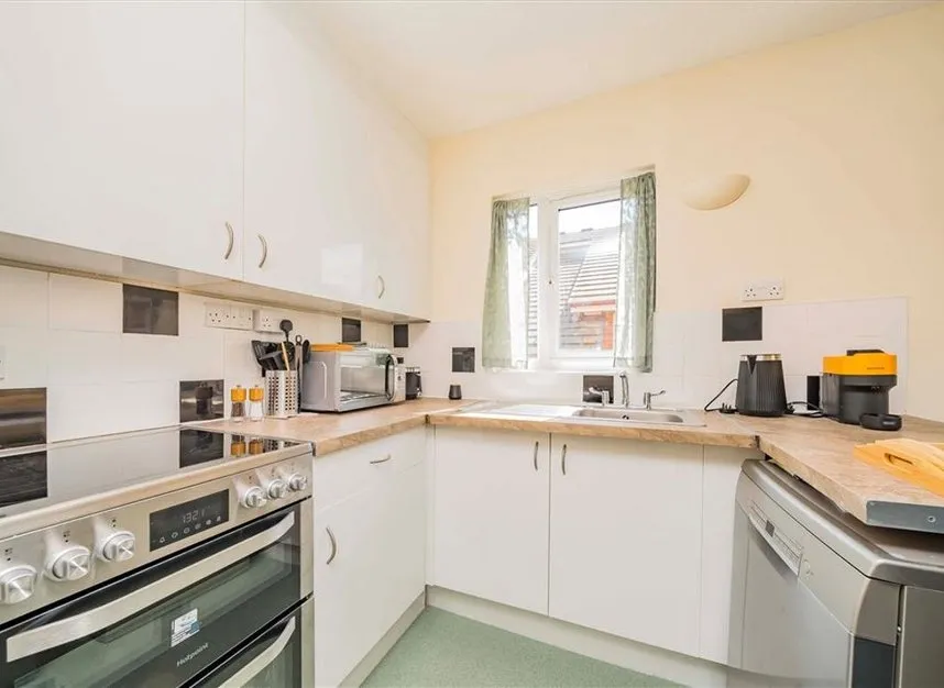 Goodwin Close, London, SE16, photo 4