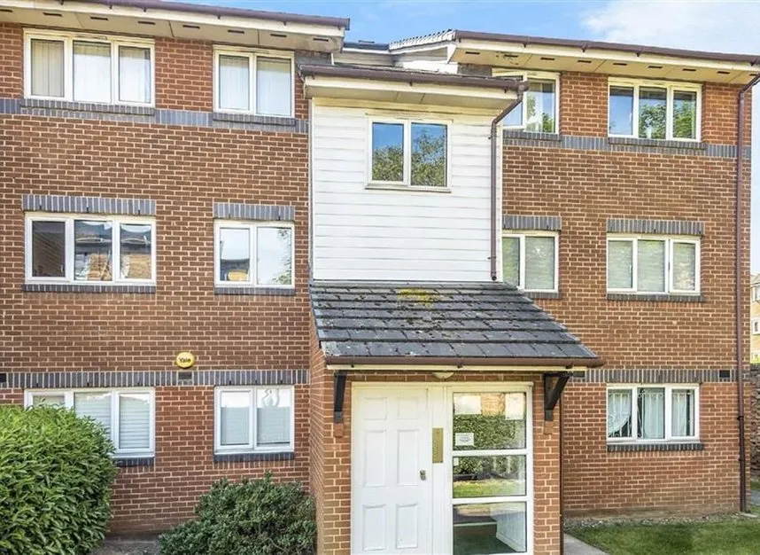 1 bed flat to rent — Goodwin Close, London, SE16