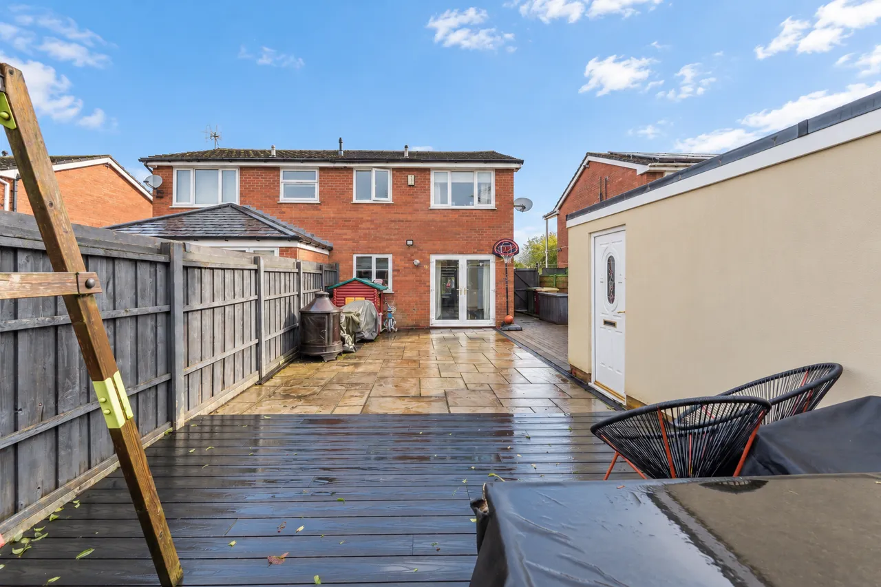 Castle Croft, Bolton, BL2, photo 18