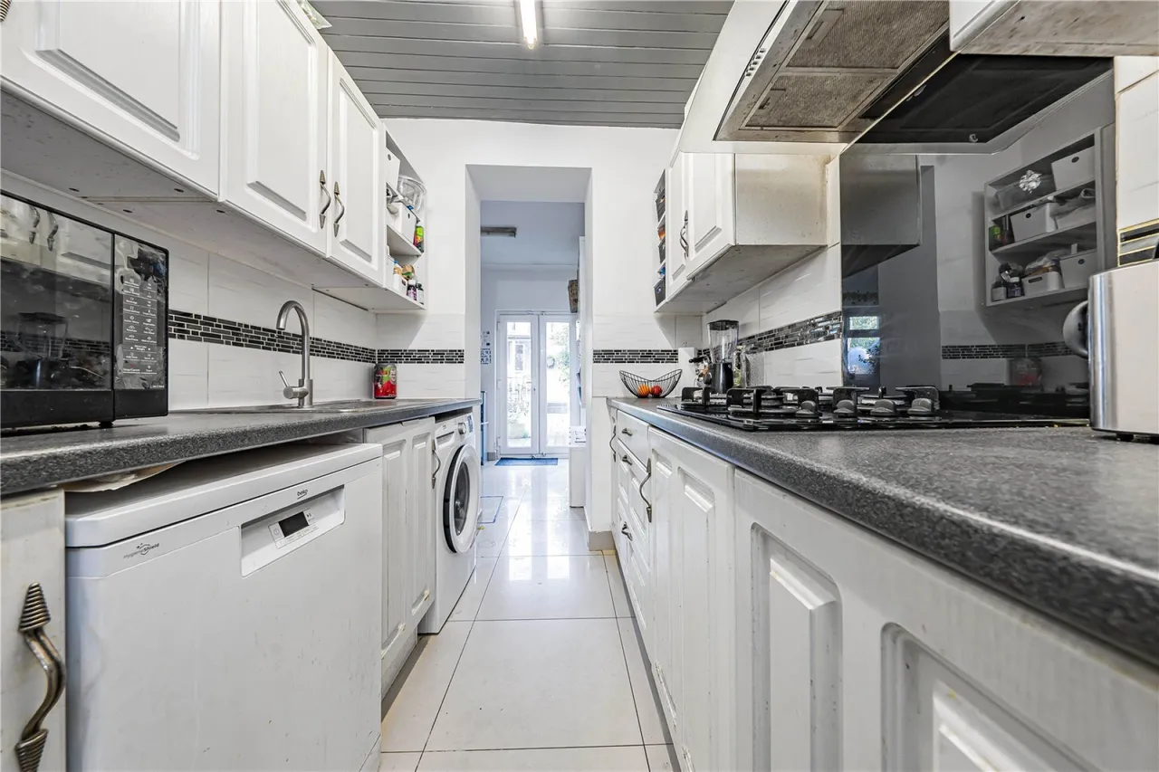 Durnsford Road, Wimbledon Park, photo 6