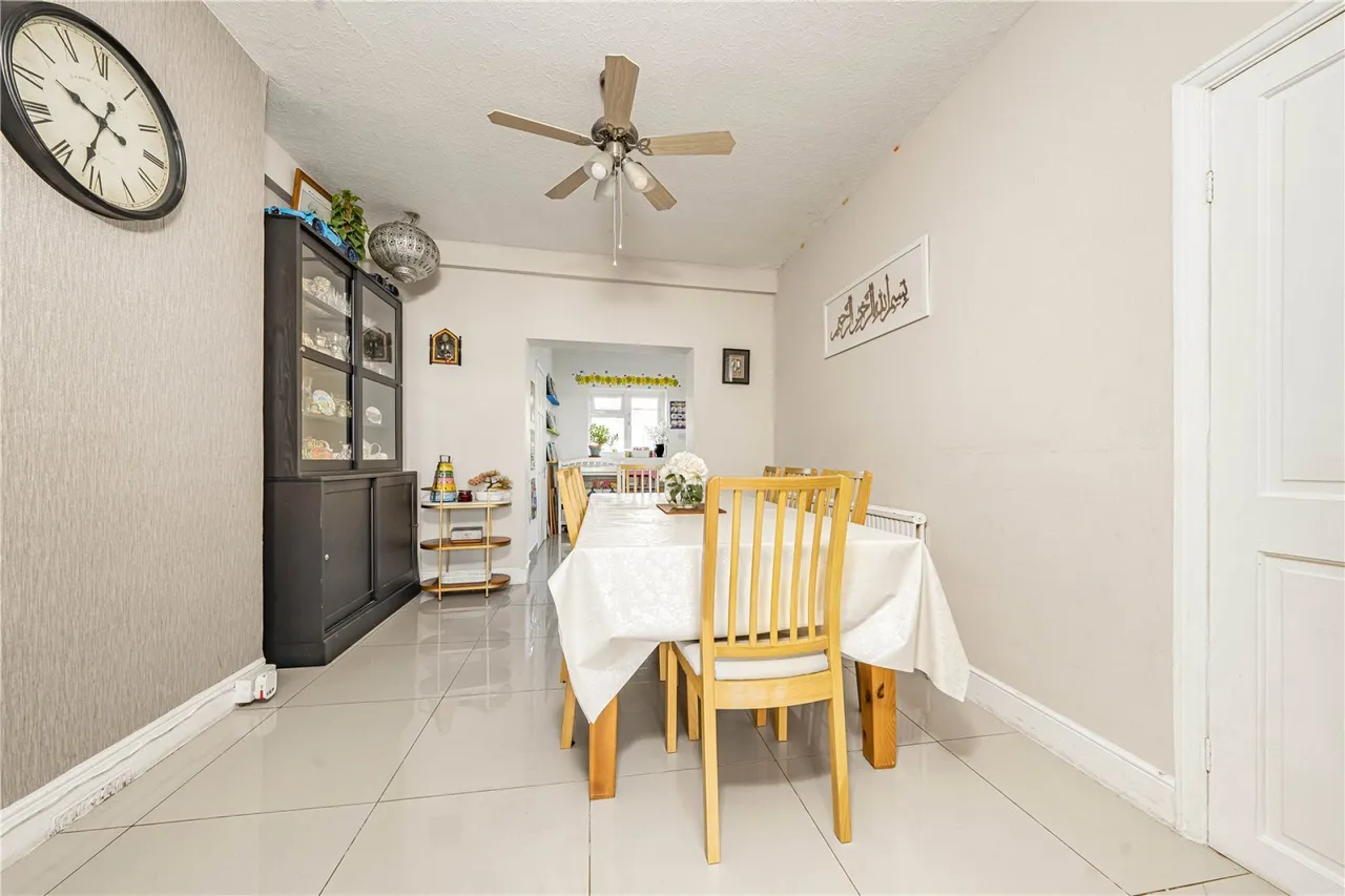 Durnsford Road, Wimbledon Park, photo 3