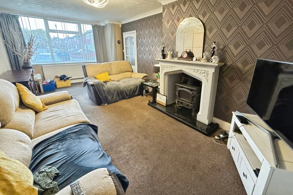 Wyville Drive, Swinton, M27, photo 3