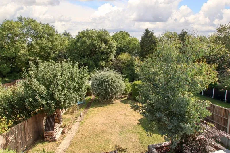 Abbots Rise, Kings Langley, Hertfordshire, WD4 8AR, photo 8