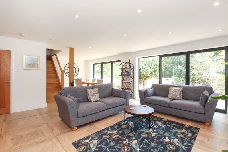 Abbots Rise, Kings Langley, Hertfordshire, WD4 8AR, photo 6