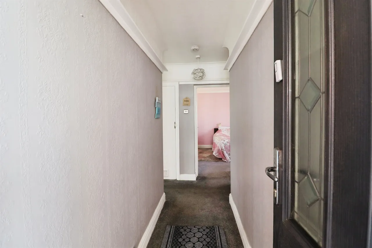Minehead Avenue, Penarth, CF64, photo 14