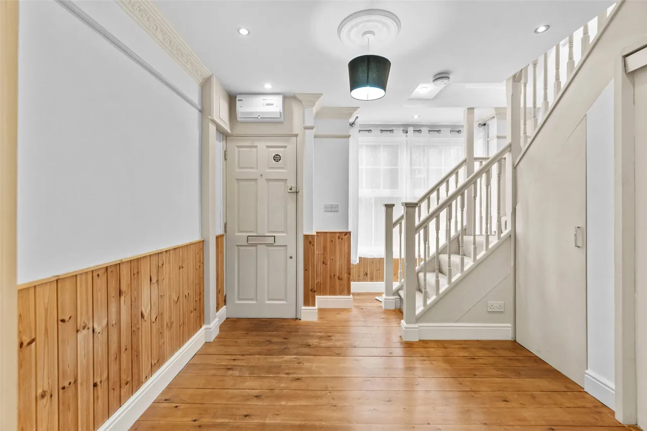Stanley Gardens Road, Teddington, TW11 8SY, photo 5