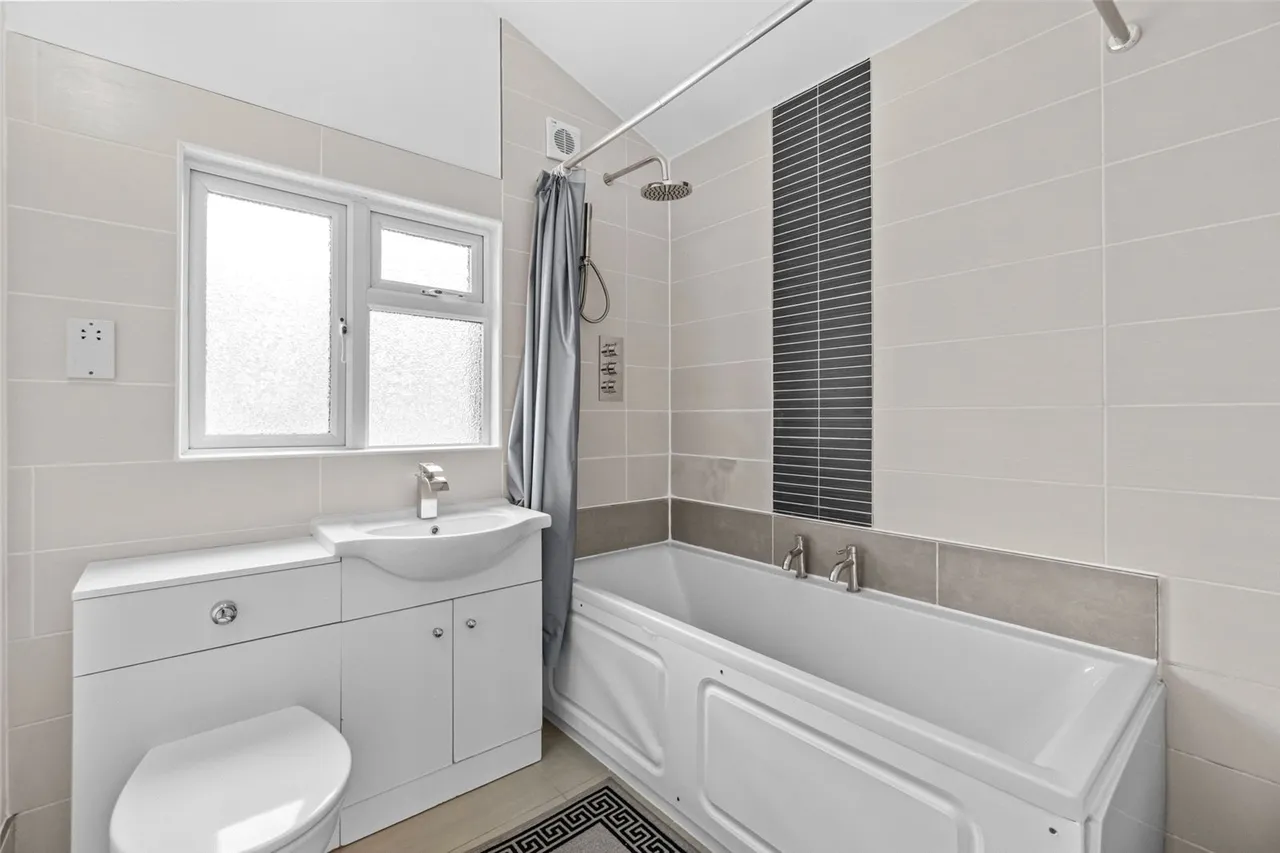 Stanley Gardens Road, Teddington, TW11 8SY, photo 8