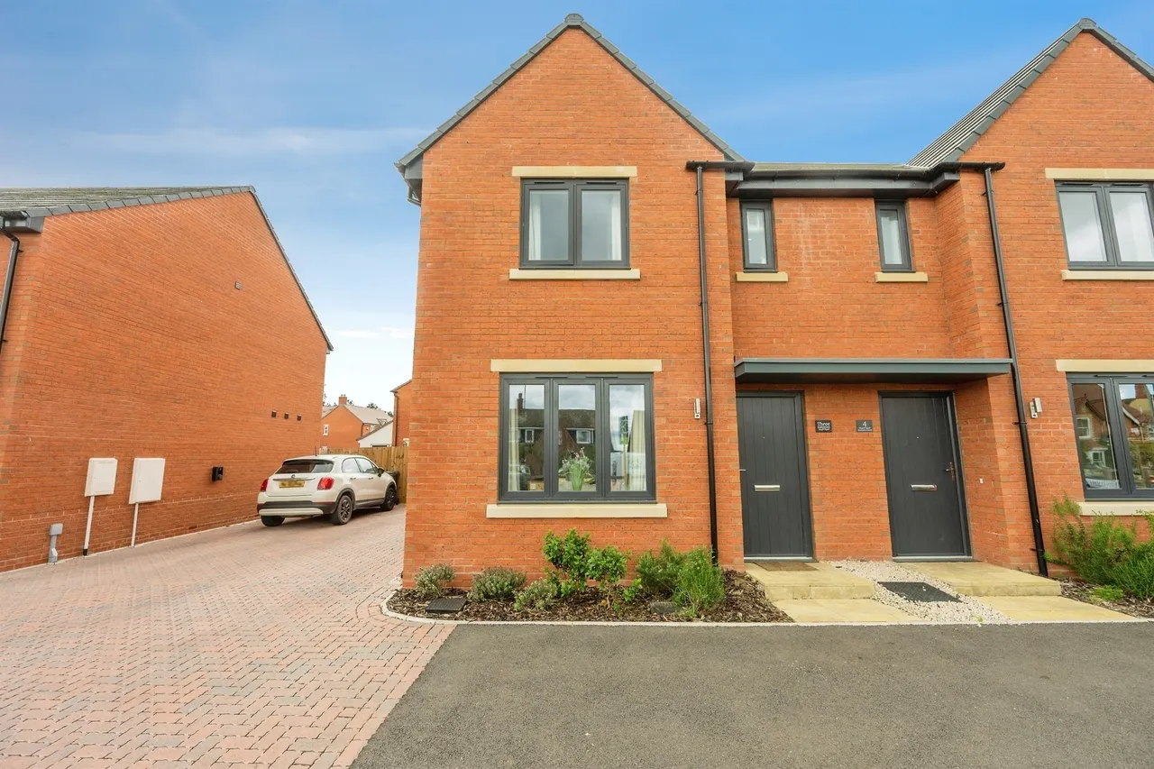3 bed house for sale, Bretforton Road, Badsey, WR11
