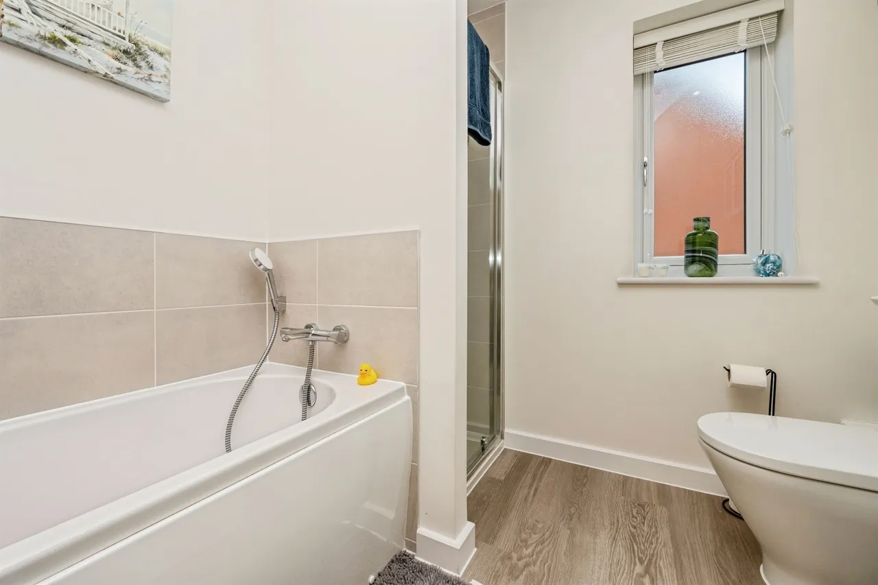 Bretforton Road, Badsey, WR11, photo 8