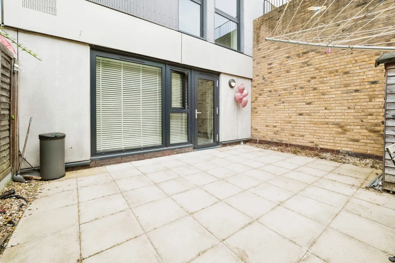 Parade Gardens, Chingford, E4, photo 15