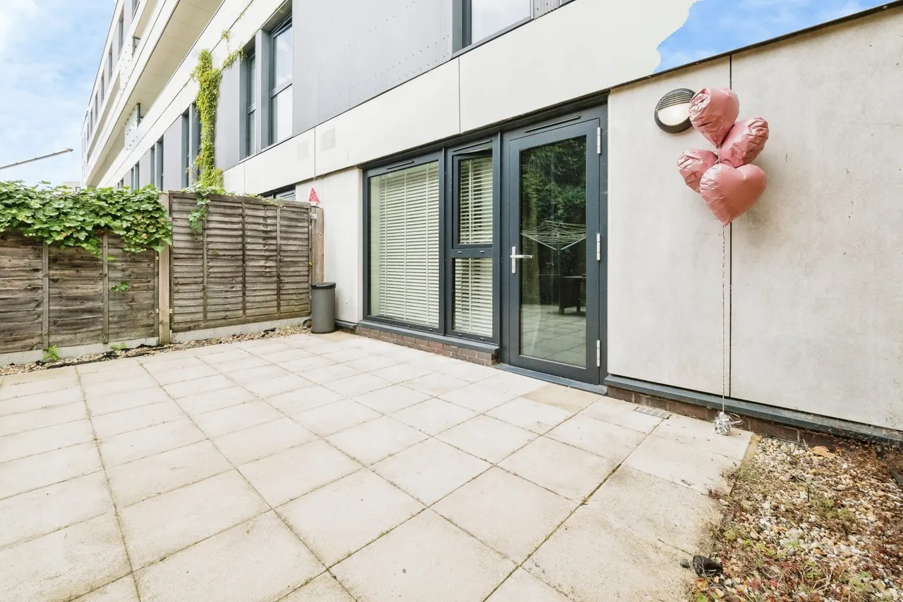 Parade Gardens, Chingford, E4, photo 18