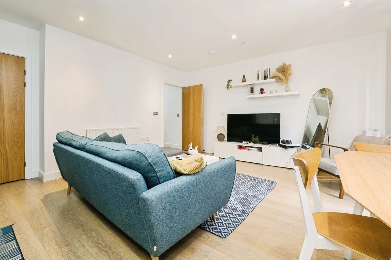 Parade Gardens, Chingford, E4, photo 6