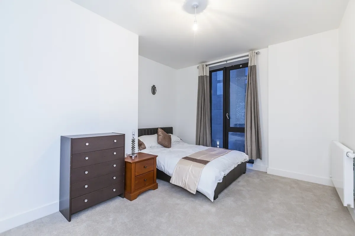 Valencia Close, London, E14, photo 8