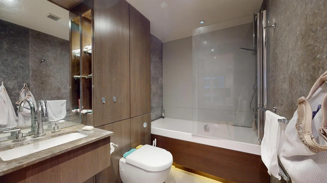 Townmead Road, London, SW6, photo 14