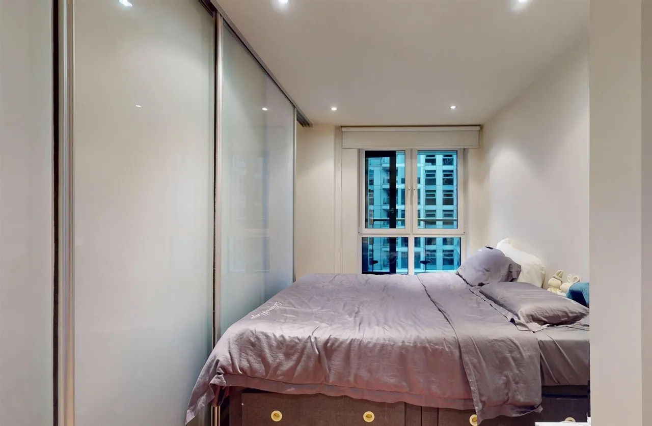 Townmead Road, London, SW6, photo 12