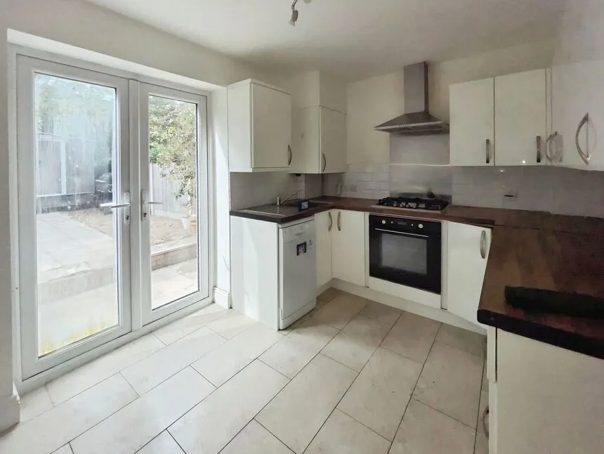Wellington Road, London, E7, photo 15