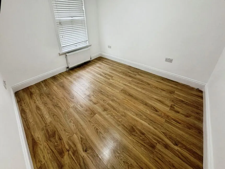 Wellington Road, London, E7, photo 8