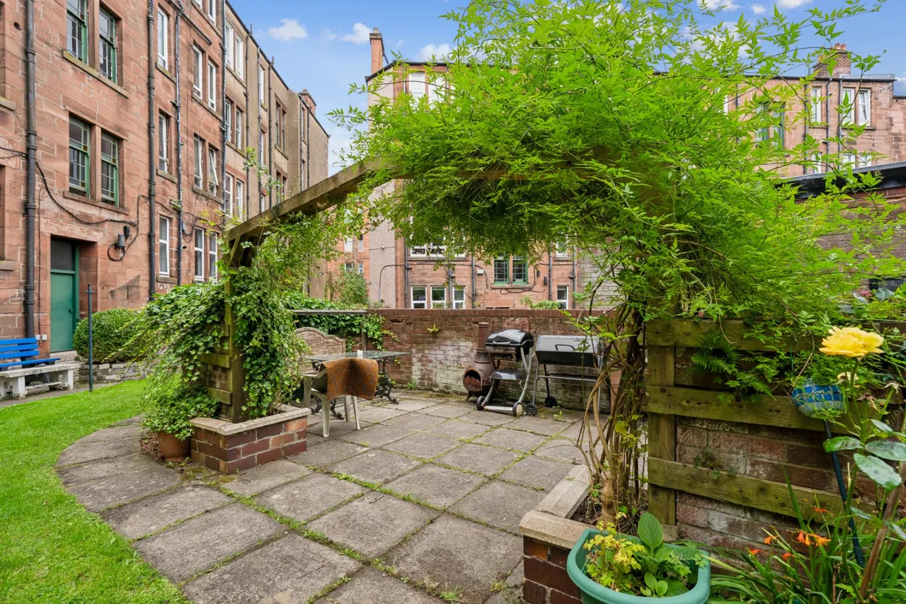 Garrioch Quadrant, North Kelvinside, G20, photo 13