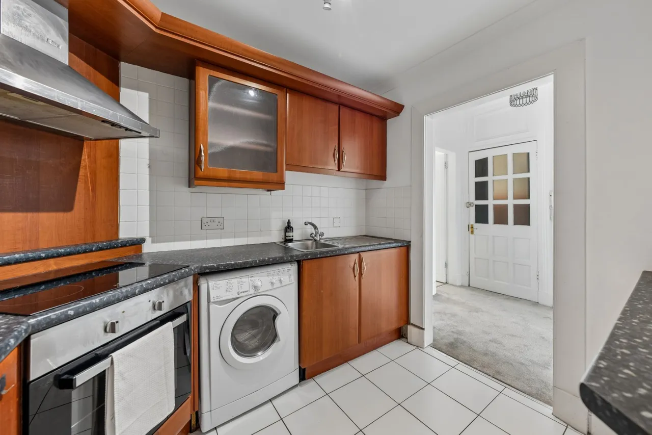 Garrioch Quadrant, North Kelvinside, G20, photo 6