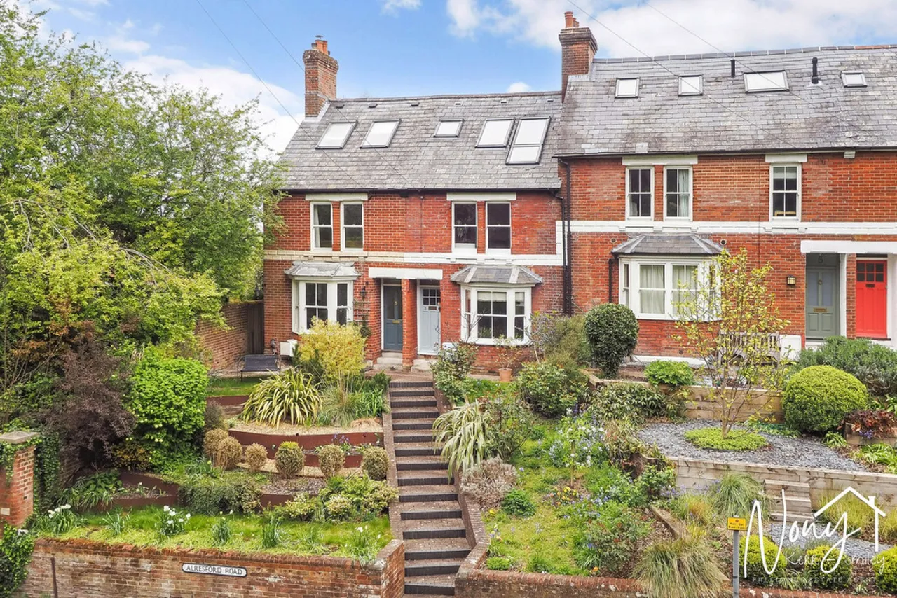 4 bed house for sale — Alresford Road, Winchester
