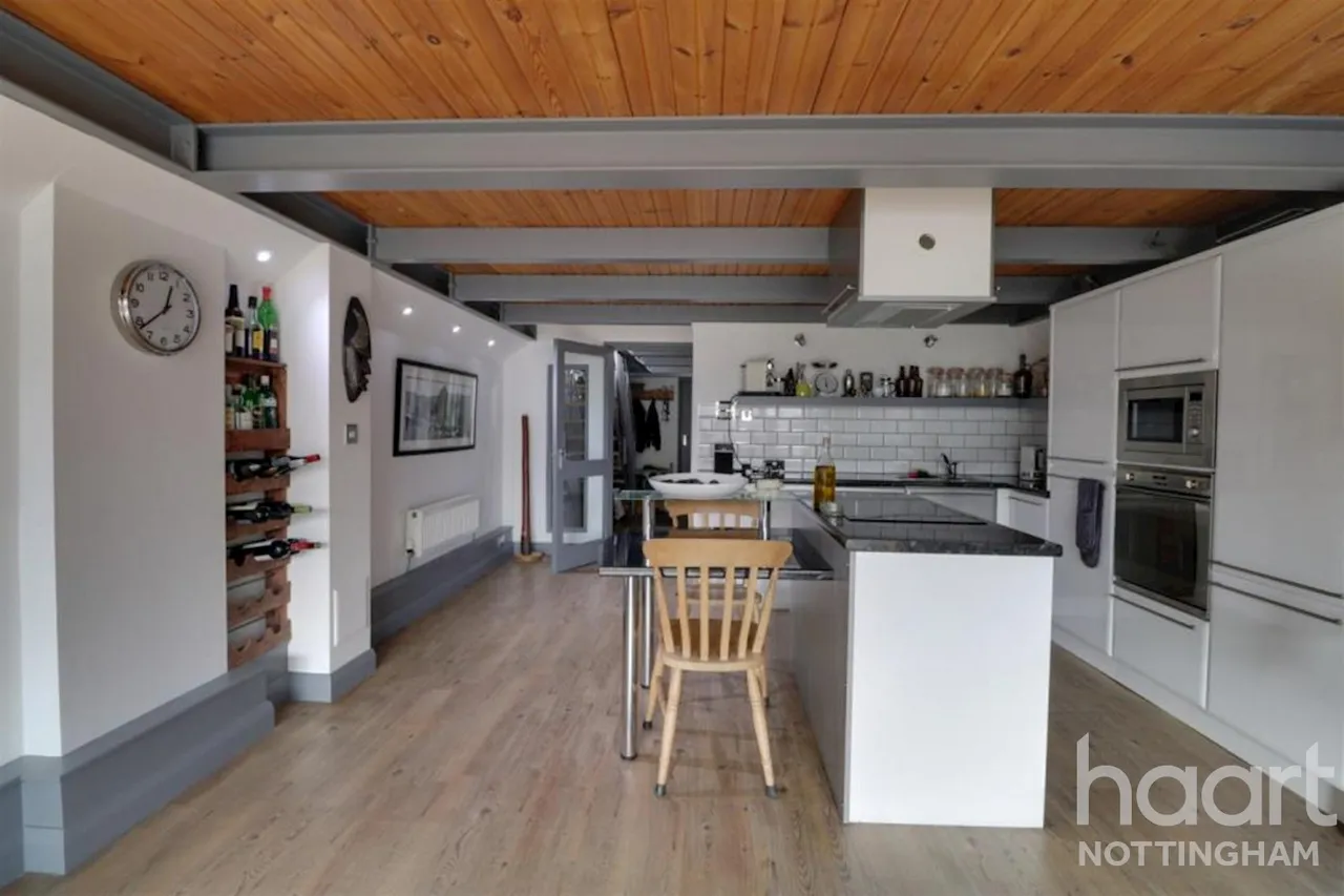 Crusader House, NG1, photo 2