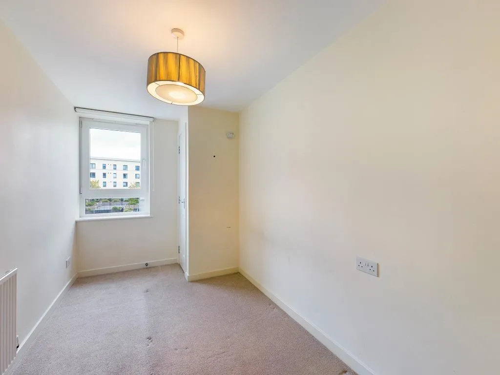 Waterfront Park, Granton, EH5, photo 6