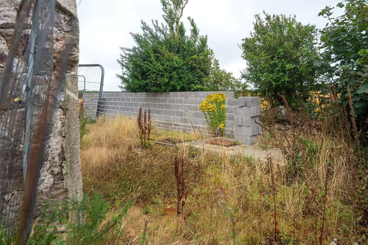 Maenaddwyn, Llannerch-y-Medd, photo 6