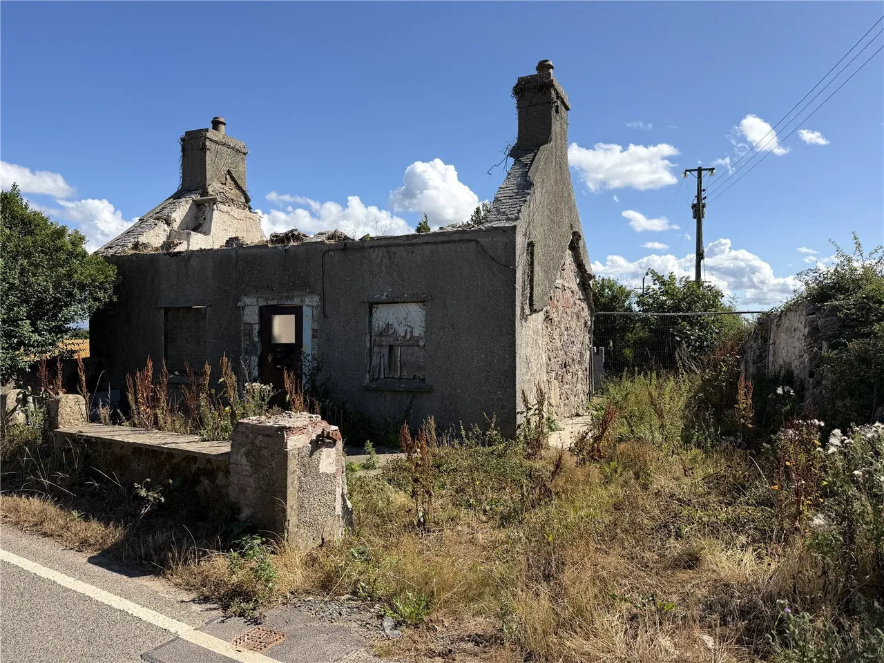 house for sale, Maenaddwyn, Llannerch-y-Medd